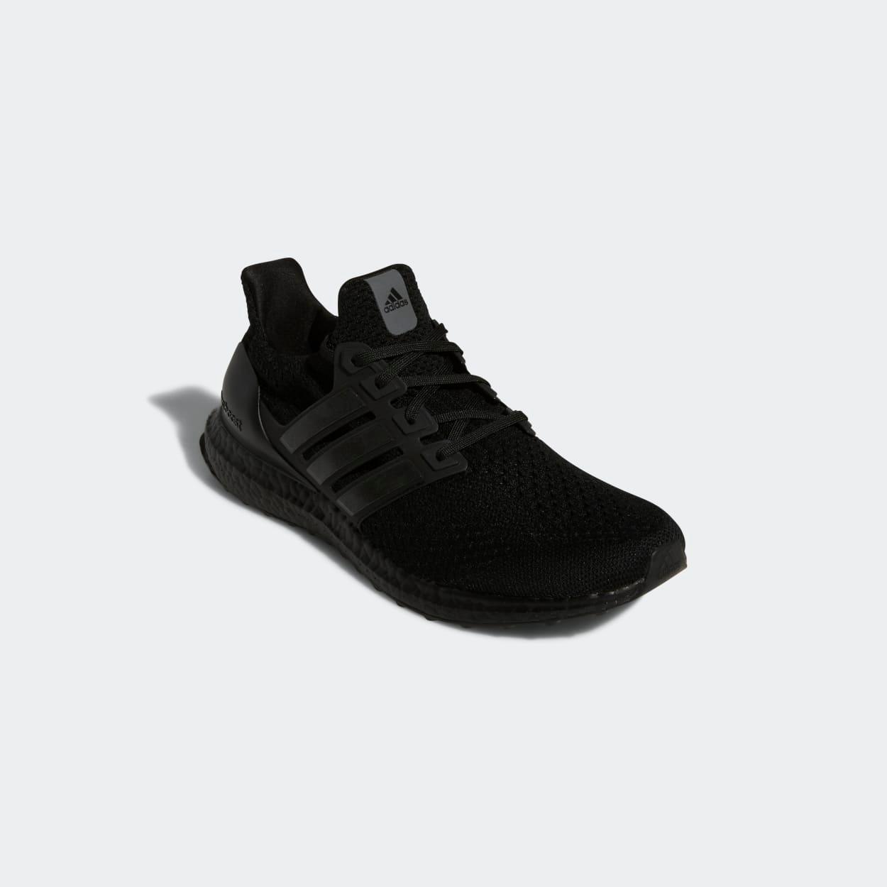 Men's adidas ultraboost dna running outlet shoes